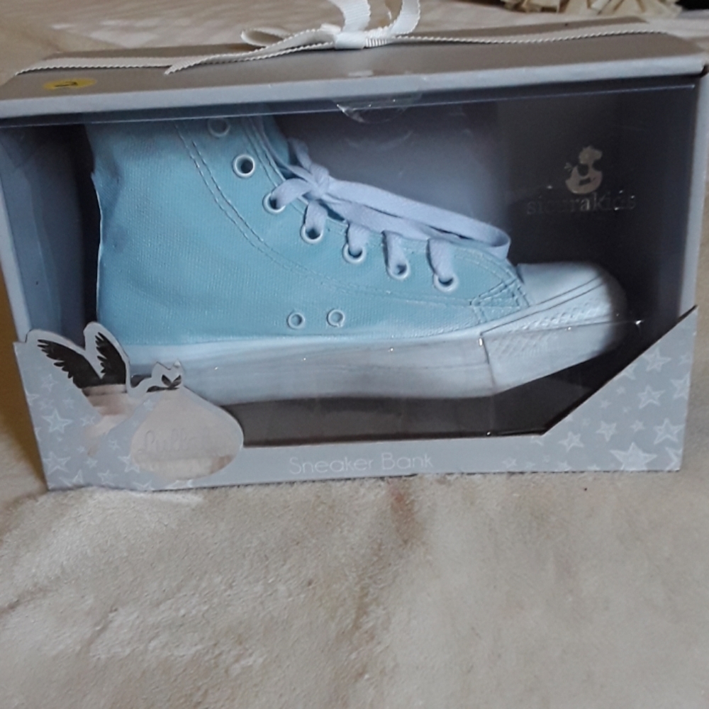Baby/Child- Sneaker Bank ** EXCELLENT GIFT